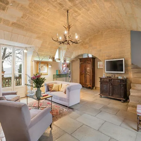 16th-century Manor In A Village Near Uzes *
