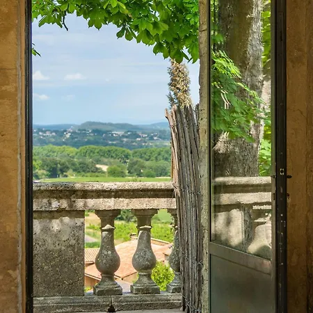 16th-century Manor In A Village Near Uzes * Saint-Siffret