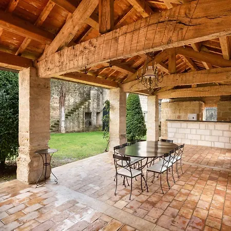 Feriehus 16th-century Manor In A Village Near Uzes Saint-Siffret