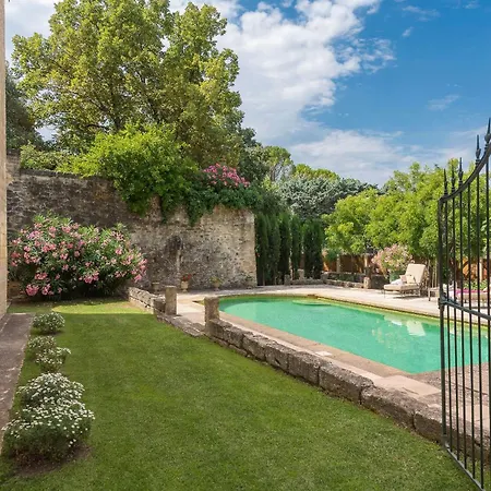 Feriehus 16th-century Manor In A Village Near Uzes Saint-Siffret